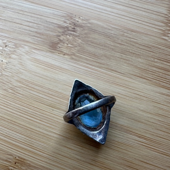 Vintage Heirloom Ring - Picture 4 of 4